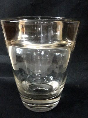 Royal Leerdam - glasvaas naar ontwerp van AD Copier kopen? Bied vanaf 35!