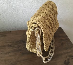 Niet of onleesbaar gesigneerd - Handtas Crochet bubble bag van designer Irina Papadopoulos kopen? Bied vanaf 10!