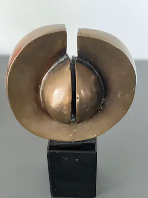 Ernest Joachim - Abstracte sculptuur kopen? Bied vanaf 199!