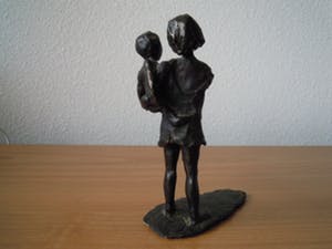 Corry Ammerlaan - Prachtig beeldje MOEDER MET KIND kopen? Bied vanaf 20!