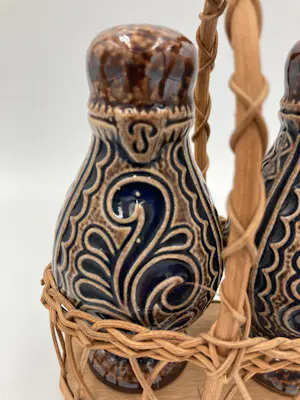 Reinhold Merkelbach - Duitse geglazuurde blauw/bruine zout- en peperstrooiers kopen? Bied vanaf 20!