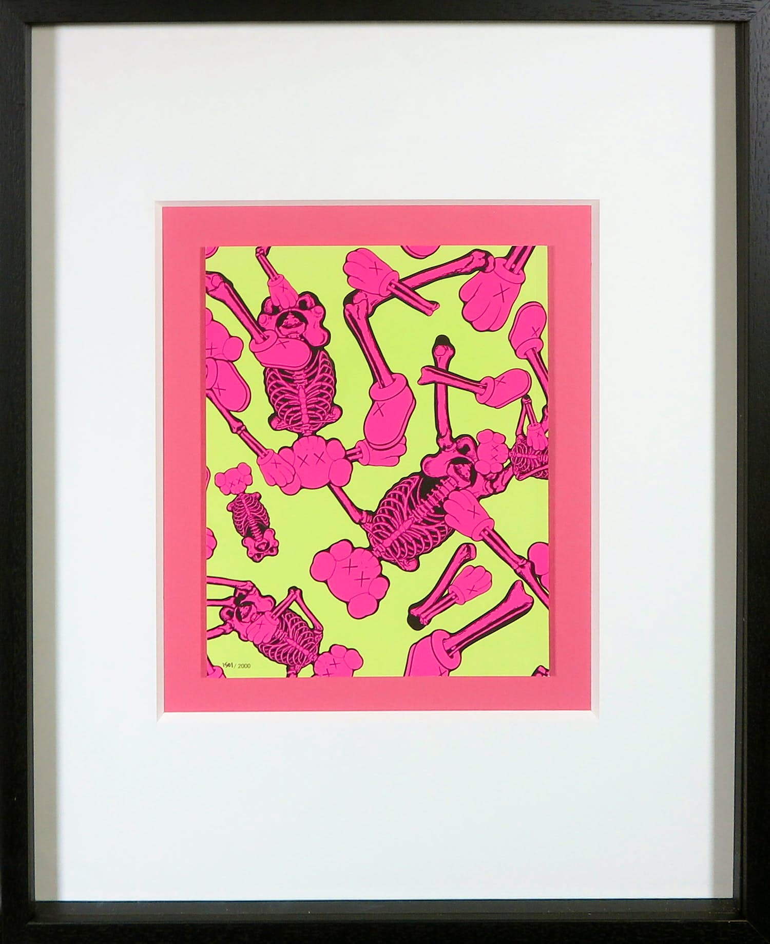 KAWS - KAWS x Incase x Arkitip magazine - Ingelijst (inclusief boek 'The Art of Kaws') verkocht voor € 1!