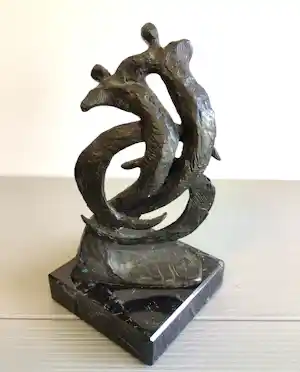 Bernadette Leijdekkers - Sculptuur “ Dynamiek! “ verkocht voor € 89!