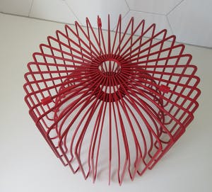 Niet of onleesbaar gesigneerd - Ehlén Johansson - Ikea - metalen rode ‘Trådig’ fruitschaal kopen? Bied vanaf 1!