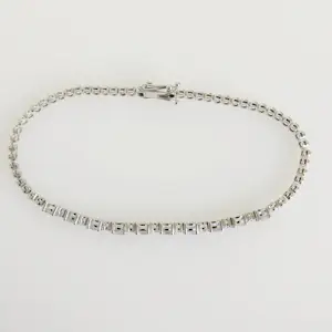 Armband van tanzaniet en ovaal kopen? Bied vanaf 1420!