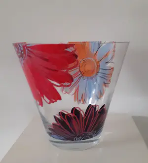 Andy Warhol - 'Daisies' Vaas kaufen? Bieten Sie von 175!