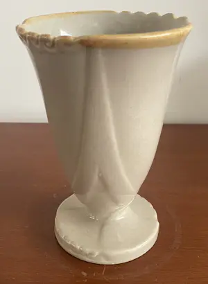 Keramiekfabriek Velsen - Art Deco vaas - KTP Velsen - 175 - Gemerkt - Kennemerland potterij kopen? Bied vanaf 40!