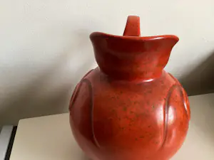 N.V. Porselein- en Tegelfabriek Mosa - Art Deco oranje Snavelkan kopen? Bied vanaf 30!