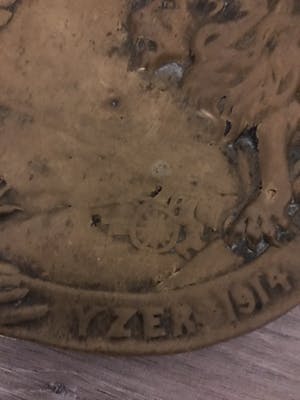 Niet of onleesbaar gesigneerd - Herdenkingsasbak slag bij Iper kopen? Bied vanaf 1!