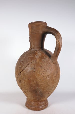 Curiosa - Aardewerken baardmankruik kopen? Bied vanaf 40!