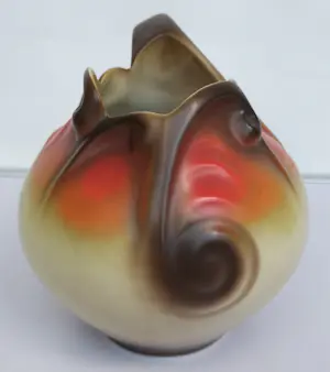 N.V. Porselein- en Tegelfabriek Mosa - Kan/vaas - "Verdi" kopen? Bied vanaf 30!