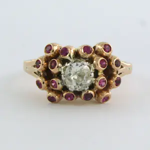 AcheterRetro -18k gouden ring met centraal Bolsjewiek tot. 0.40ct en robijn verneuille? Enchérissez de 600!