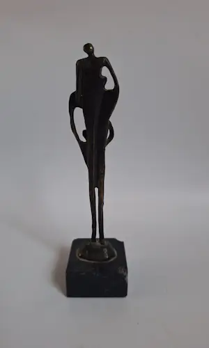 Corry Ammerlaan - Gezin kopen? Bied vanaf 30!