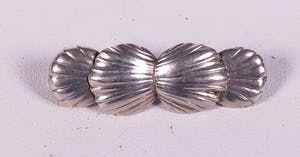 Zilveren broche met schelpjes. kopen? Bied vanaf 1!