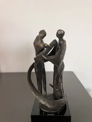 Bernadette Leijdekkers - Twee personen met serpentine kopen? Bied vanaf 89!