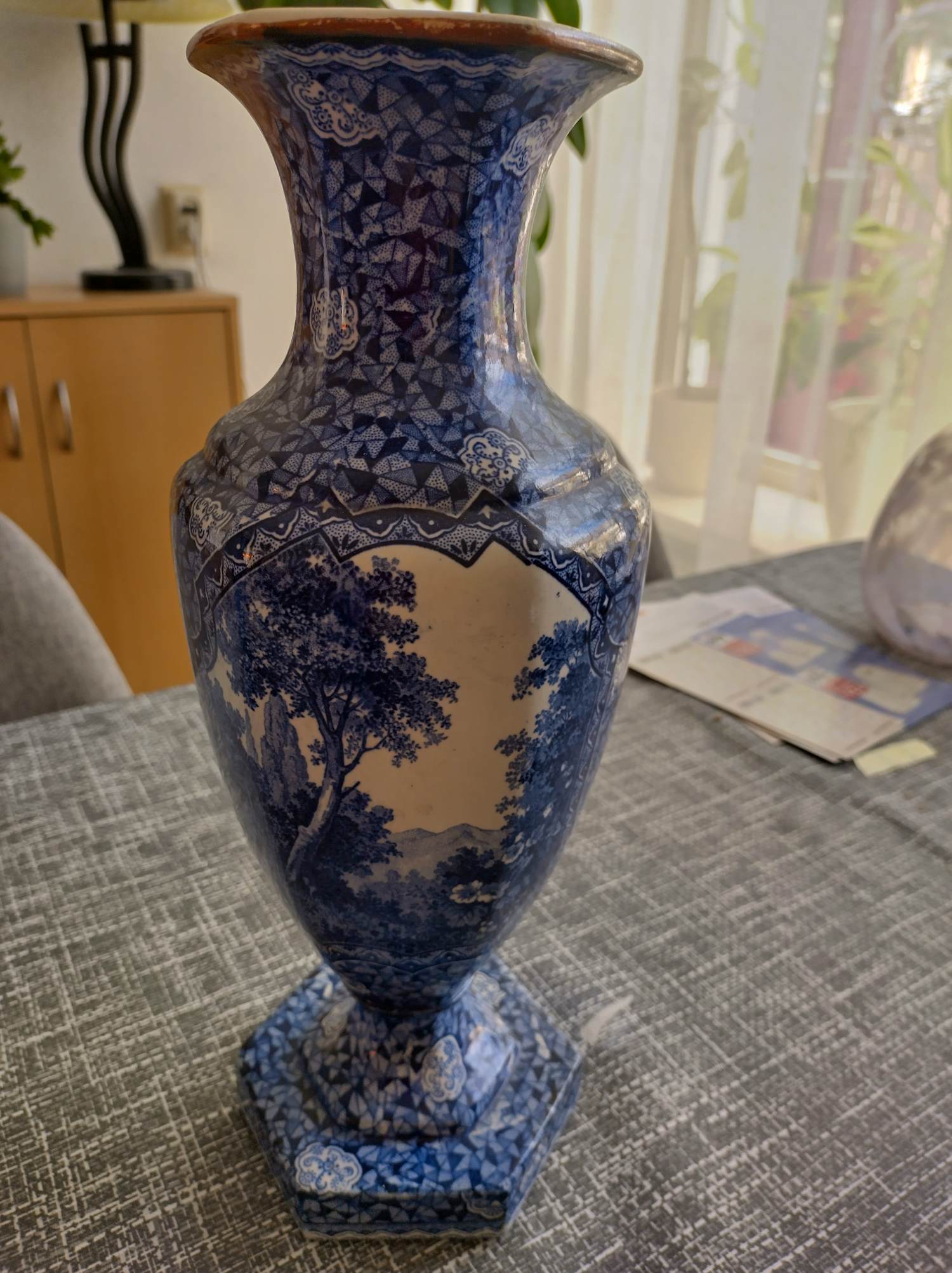 Buy Villeroy en Boch - 2 delftblauwe vazen? Bid from 100!