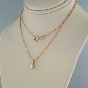 14k rose gouden collier met solitair hanger met briljant geslepen diamant 0.13ct kopen? Bied vanaf 1!