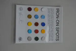 Damien Hirst - Iron on spots kopen? Bied vanaf 75!
