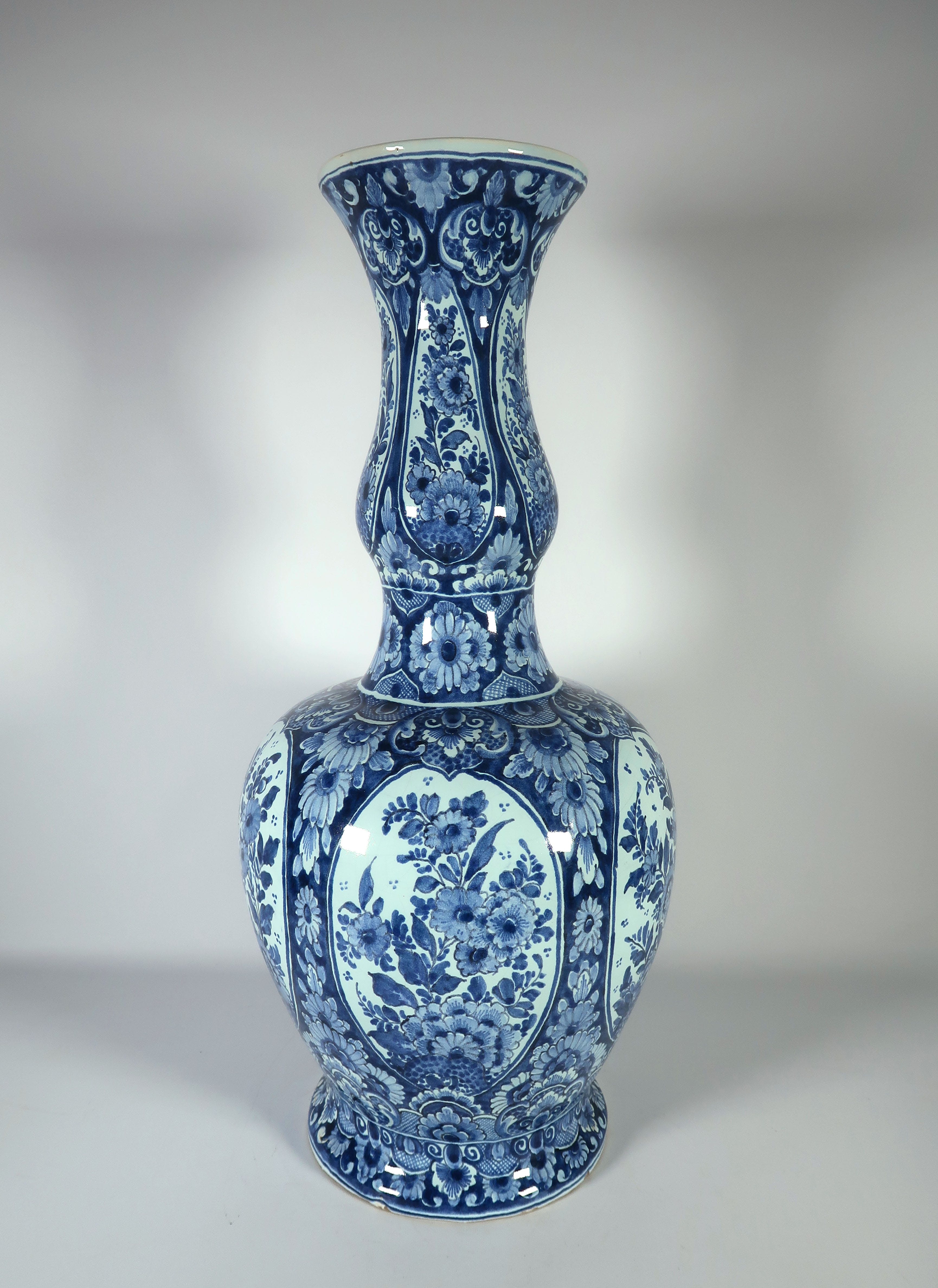 Potterie Oud Delft - Keramiek, Vaas (Zeer groot) kopen? Bied vanaf 50!