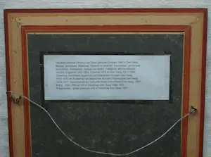 Henny van Diest - Ingelijst, Gemengde techniek, Vrouw met Konijn – Lijst, 39 x 34 cm - 1980 kopen? Bied vanaf 70!