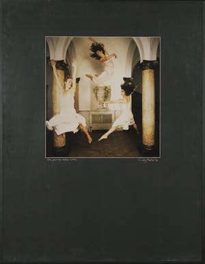 Cindy Marler-Edwards - Foto, One plus two makes a trio - Ingelijst kopen? Bied vanaf 60!