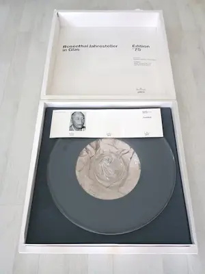 Günther Uecker - "JAHRESTELLER" Rosenthal - 1975 - LImited Edition - signiert kopen? Bied vanaf 699!