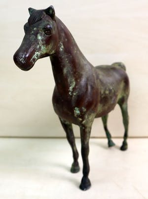 Curiosa - Stijlvol bronzen paard kopen? Bied vanaf 75!