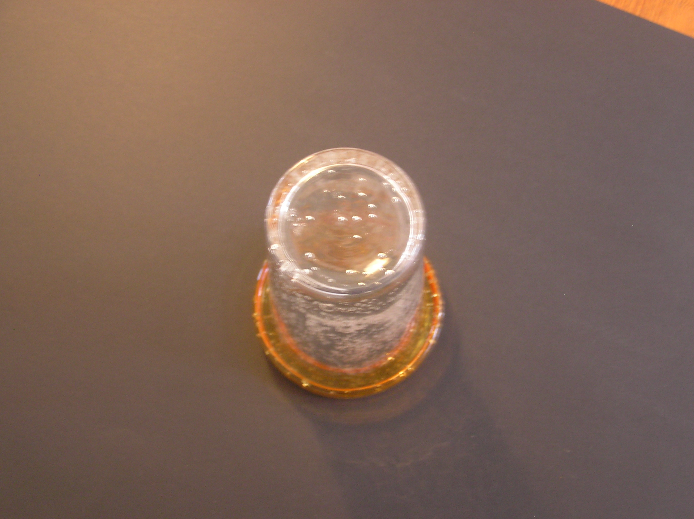 Niet of onleesbaar gesigneerd - Kraagvaas met bubbels kopen? Bied vanaf 1!