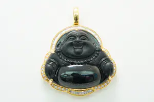 Acheter47- Grote 18kt gouden Buddha hanger met 1.40ct diamant (baquet + brilj)? Enchérissez de 750!