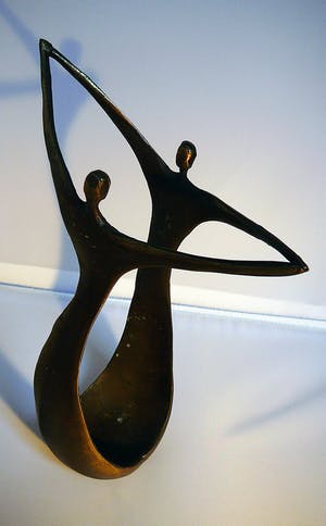 Jose Hernandez Cano - Dansend paar -brons- kopen? Bied vanaf 75!