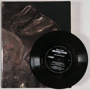 Milan Knizak - Broken Music - Catalogus van Vinyl door kunstenaars met Flexidisc Single kopen? Bied vanaf 1!