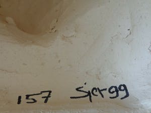 Sjer Jacobs - FIGUUR / SCULPTUUR KERAMIEK / H=28cm / SIG / UNIEK STUK kopen? Bied vanaf 90!