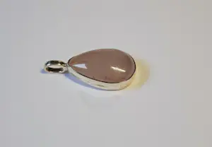 Nieuw  zilveren hanger 925 gezet met rozenkwarts kopen? Bied vanaf 50!