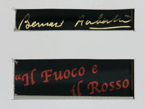 Bernard Aubertin - Verbrande lucifers op opengeslagen boek, Il fuoco e il Rosso - Ingelijst kopen? Bied vanaf 350!