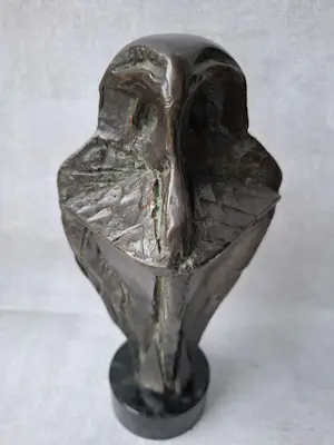 Eric Claus - Bronzen Uil kopen? Bied vanaf 895!