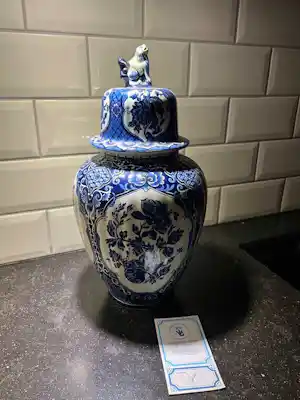Royal Boch - Made for royal sphinx by Boch verkocht voor € 50!