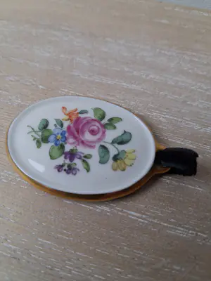 Augarten Wien - Hanger met zwarte fluwelen choker kaufen? Bieten Sie von 35!