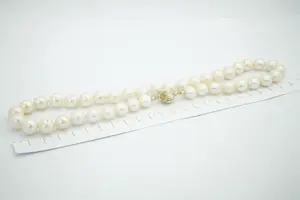 120 - Fraai vintage (cultive) parel halssieraad met 14Kt gouden pastonslot kopen? Bied vanaf 220!