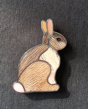 1e gehalte Zilver - broche in de vorm van een haas met inlegwerk, gesigneerd Milliron, USA kopen? Bied vanaf 25!