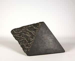 Rob Schreefel - Graniet, Weerspiegeling v.e. Tetiaeder verkocht voor € 200!