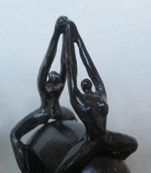 Corry Ammerlaan - 2 figuratieve beeldjes kopen? Bied vanaf 10!