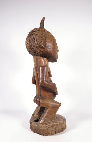 Tabwa - Hout, Gehurkt vrouwenfiguur kopen? Bied vanaf 1!