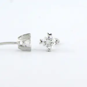18k gouden solitair oorknoppen met briljant geslepen diamant 0.22ct F/G - VS/SI kopen? Bied vanaf 310!