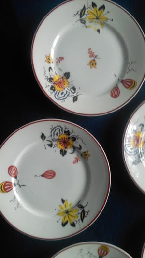 Royal Limoges - 8 fijn porseleinen schoteltjes kopen? Bied vanaf 19!