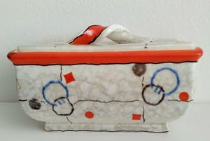 Niet of onleesbaar gesigneerd - Art Deco, keramiek, bewaardoos uit ca 1920 kopen? Bied vanaf 1!