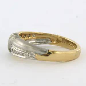 14k bicolour gouden ring bezet met briljant geslepen diamant tot. 0.15ct kopen? Bied vanaf 300!