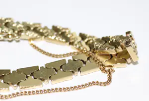 Antieke gouden schakel armband met veiligheids ketting kopen? Bied vanaf 2400!