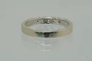 99 - Elegante 14Kt wit goud & diamanten ring met 5 briljanten ca. 0.25ct diamant kopen? Bied vanaf 270!