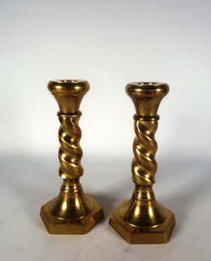 Niet of onleesbaar gesigneerd - Koper, Getorste kandelaars verkocht voor € 1!