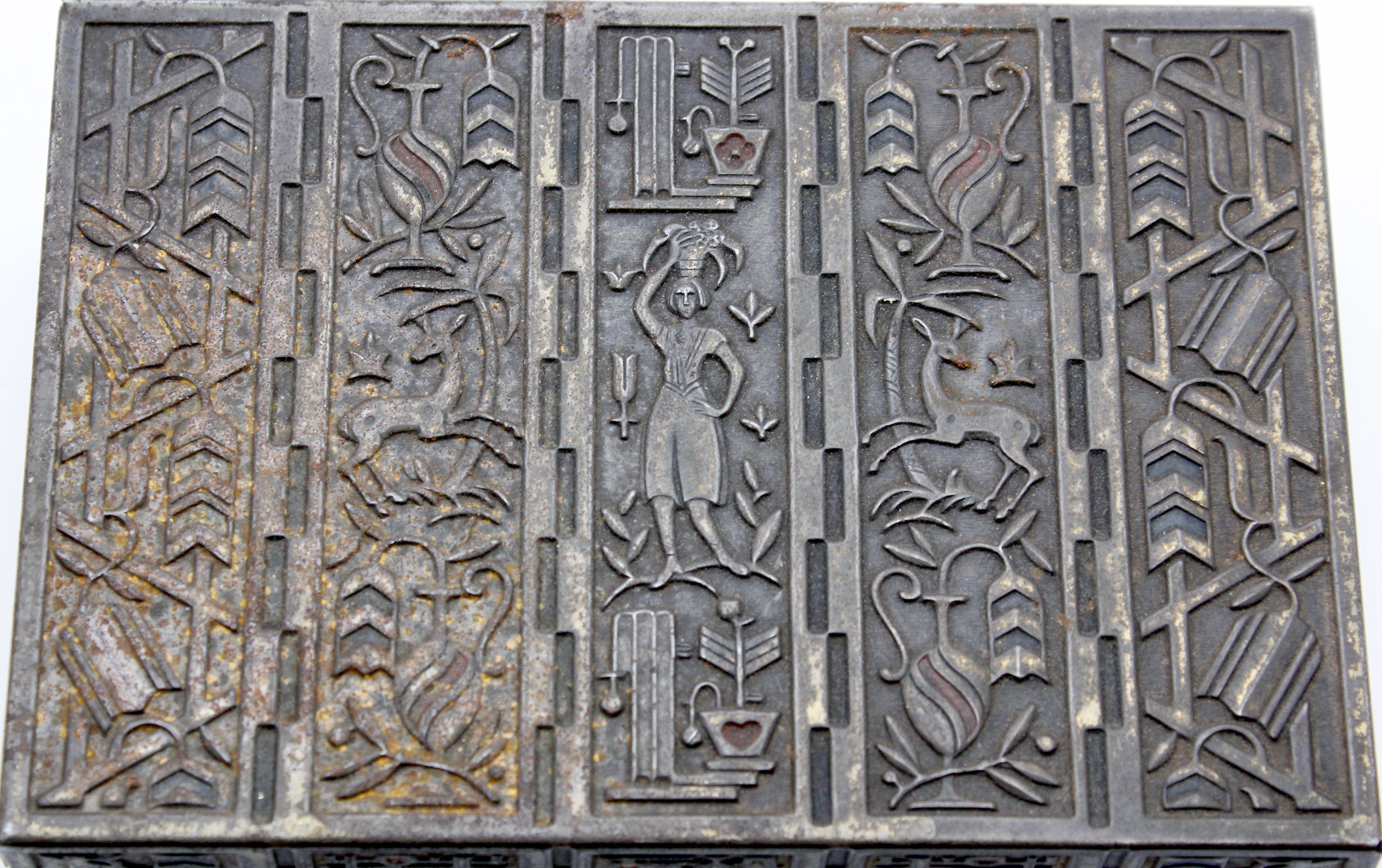 Eugen Schwemmle - voor Erhardt und Söhne - Geel koperen gepatineerde Art Deco doos kopen? Bied vanaf 19!